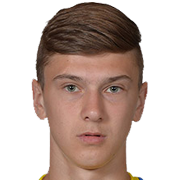 Денис Янаков